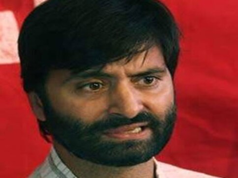 Kashmir: Yasin Malik, Masarat Alam detained during protest over killing of youth in Tral Kashmir: Yasin Malik, Masarat Alam detained during protest over killing of youth in Tral