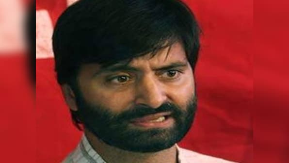 Kashmir protests against civilian's killing: Yaseen Malik and Swami Agnivesh detained