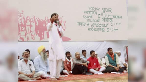 AAP rift: Volunteers make themselves heard, say no to new party