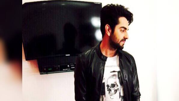Ayushmann posts Big B's hand-written note on Dum Laga Ke Haisha