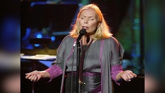 Joni Mitchell is not in coma and expected to make full recovery soon