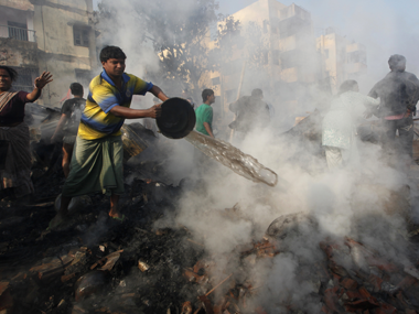 Major fire breaks out at a mall in Kolkata's New Market Major fire breaks out at a mall in Kolkata's New Market
