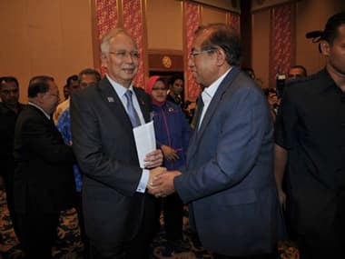 Malaysian Prime Minister Najib Razak (left). AFP image