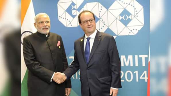 Down by the riverside: Modi, Hollande to talk diplomacy on Seine