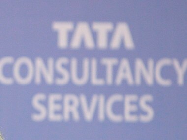 Ramadorai, CEO of TCS, smiles during news conference to announce quarterly financial results in Mumbai Ramadorai, CEO of TCS, smiles during news conference to announce quarterly financial results in Mumbai