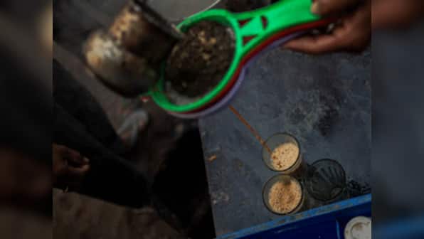 Pissed off with in-laws, woman stirs her pee into their tea for a year