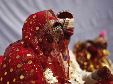 'Thugs' forcibly stop interfaith wedding at gurdwara in London 'Thugs' forcibly stop interfaith wedding at gurdwara in London