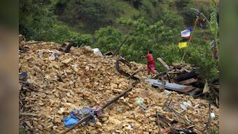 13 aftershocks jolt Nepal as toll in Tuesday's quake rises to 79