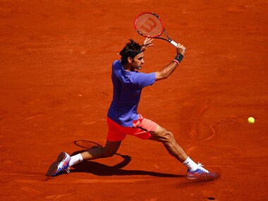 Federer upset with French Open security after fan tries to take a selfie on court