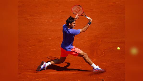 Federer upset with French Open security after fan tries to take a selfie on court