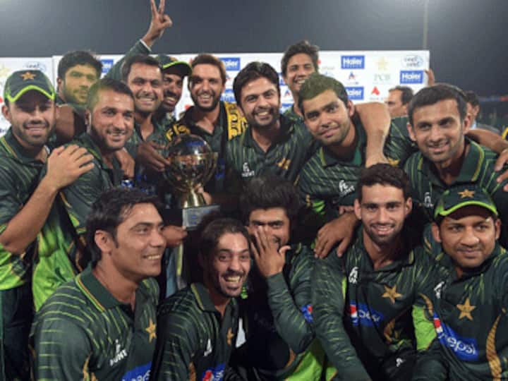 Pakistan clinch T20I series against Zimbabwe after a thrilling see-saw battle at Lahore