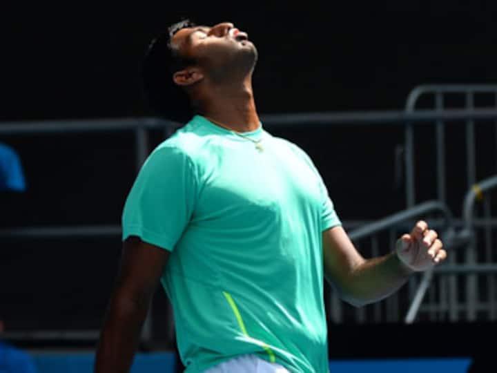 Rome Masters: Sania-Hingis enter semis, Bopanna-Mergea lose in second round Rome Masters: Sania-Hingis enter semis, Bopanna-Mergea lose in second round