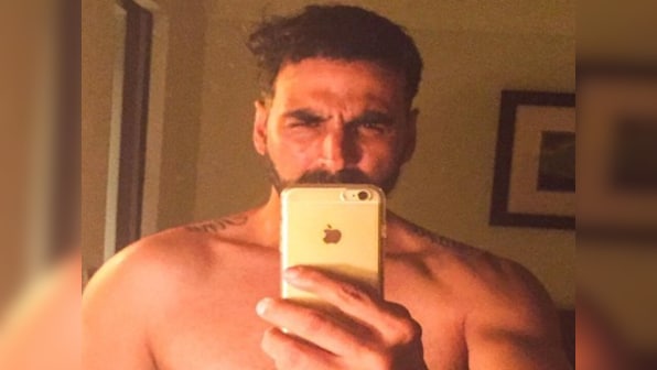 'If I can do it, so can you': Akshay 'Khiladi' Kumar makes his shirtless selfie debut