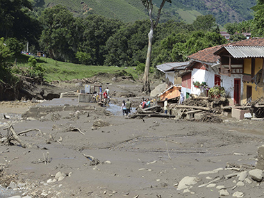 Devastating Colombian landslide leaves 61 dead, over 500 homeless Devastating Colombian landslide leaves 61 dead, over 500 homeless