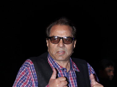 Dharmendra on Yamla Pagla Deewana 3 role: 'He's a real charmer who helps out Sunny, Bobby' Dharmendra on Yamla Pagla Deewana 3 role: 'He's a real charmer who helps out Sunny, Bobby'