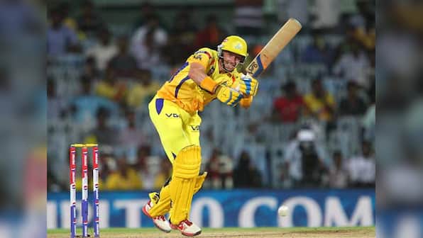 IPL 8: Nehra, Hussey power CSK past RCB to book a date at Eden Gardens for finals