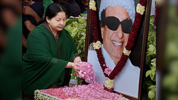 Jayalalithaa back as Tamil Nadu CM; BJP leaders, Rajinikanth present