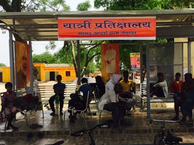 The waiting room at the bus stop in Jayapur. Image courtesy: SNM Abdi
