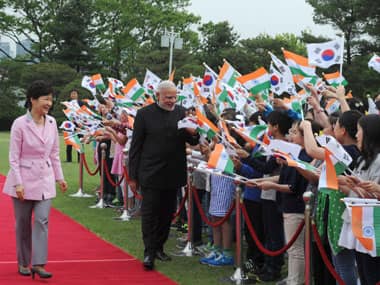 Prime Minister Narendra Modi at the official Welcoming Ceremony in his honour, at the President's Official Residence, Cheong Wa Dae, in Seoul, South Korea on 18 May 2015. Image courtesy PIB