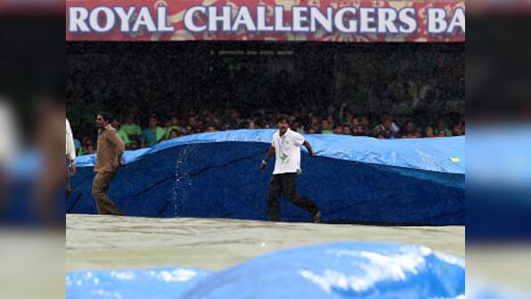 IPL 8: Royal Challengers qualify for playoffs after washout against Delhi Daredevils