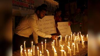 Shi'ites under siege: Karachi attacks and precedents force minorities to flee Pakistan 