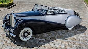 The Rolls-Royce Dawn is an all-new drop-top coming in 2016