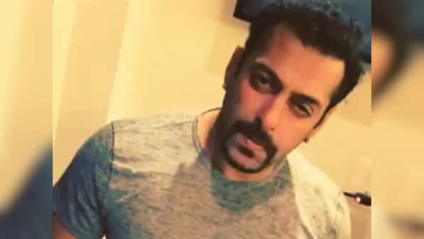 Watch: Salman Khan mouths a Shatrughan Sinha dialogue in his debut Dubsmash