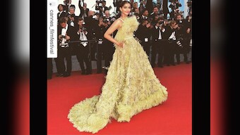 Is it a muppet? Is it a mop? No, it's Sonam Kapoor's Elie Saab gown at Cannes