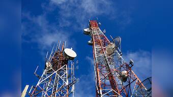 Telecom companies not meeting standards on call drop issue, says TRAI