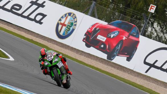 WSBK 2015: Tom Sykes takes fantastic double at Donington WSBK 2015: Tom Sykes takes fantastic double at Donington