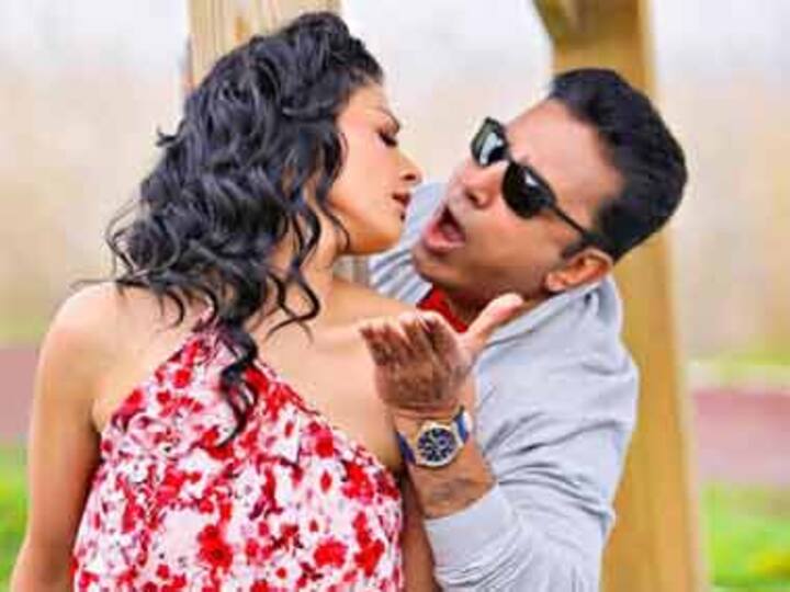 Kamal Haasan's 'Uttama Villain' to finally hit screens today 