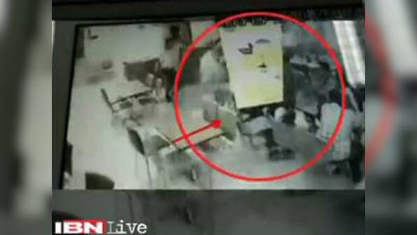 Encounter killing in a Delhi restaurant: 30 second footage,18 eyewitnesses raise questions about cops' version