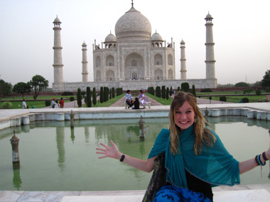 Indians apologise after British blogger says man masturbated publicly while looking at her Indians apologise after British blogger says man masturbated publicly while looking at her