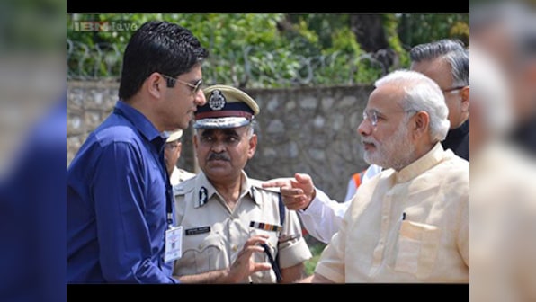 Mr Dabangg Collector: IAS officer gets warning for wearing glares while meeting Modi
