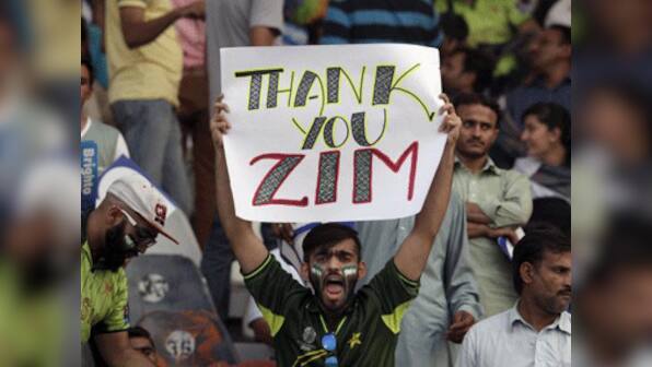 Pakistan defeat Zimbabwe in first international home game in 6 years