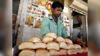 Bowing to Athawale's demand, Maha hotel owners to serve Marathi dishes in every restaurant