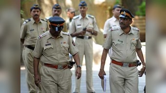 Delhi cop, sacked for hitting woman with a brick, granted bail by court