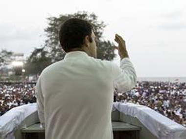 Happy birthday to 'suit boot ki sarkar': Rahul slams Modi in Kerala Happy birthday to 'suit boot ki sarkar': Rahul slams Modi in Kerala