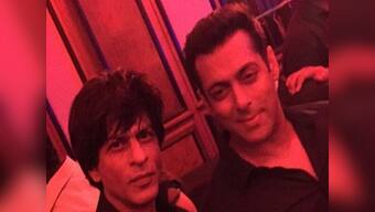 Humare Karan Arjun wapas aa gaye! SRK tweets first look of Salman's Bajrangi Bhaijaan
