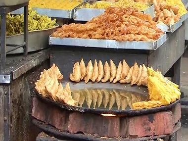 Delhi chaat lovers, beware: Your favorite street food may have traces