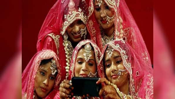 Beti Bachao, selfie kheecho: Haryana village launches 'Selfie with daughter' contest