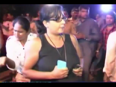 Woman booked for drunk driving abuses cops, locks herself inside car in Mumbai Woman booked for drunk driving abuses cops, locks herself inside car in Mumbai