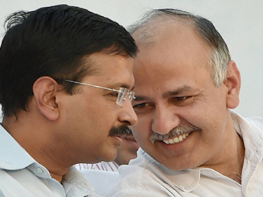 Amid war with Jung, AAP has reshuffled 25 officials in Delhi govt Amid war with Jung, AAP has reshuffled 25 officials in Delhi govt