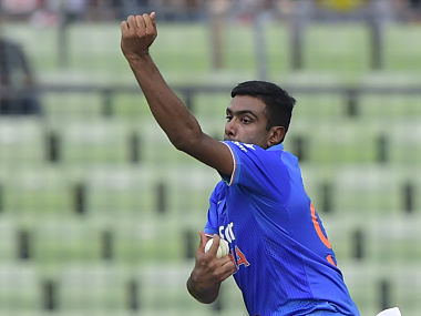 Kanpur Spin: Will Ashwin turn it around for Dhoni? Kanpur Spin: Will Ashwin turn it around for Dhoni?