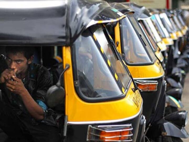 Contempt petition filed in Bombay HC against taxi, auto unions for strike