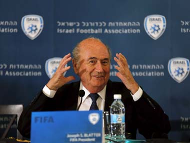 FIFA official urges Blatter not break promise of quitting FIFA official urges Blatter not break promise of quitting