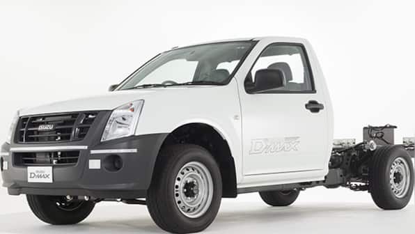 Isuzu launches new variants of the D-Max pick-up in India