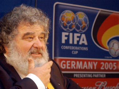 Former FIFA exec Blazer admits taking bribes for choosing 1998, 2010 World Cup hosts Former FIFA exec Blazer admits taking bribes for choosing 1998, 2010 World Cup hosts