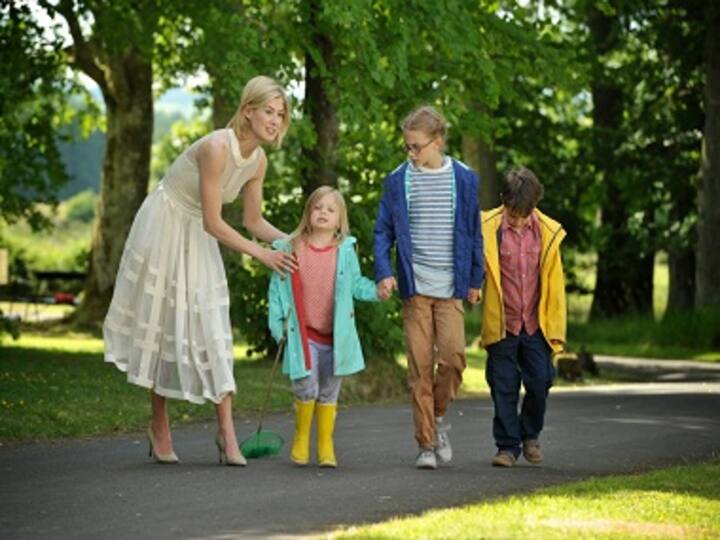 What We Did On Our Holiday Review: Feel-good, summer vacation film to watch with family