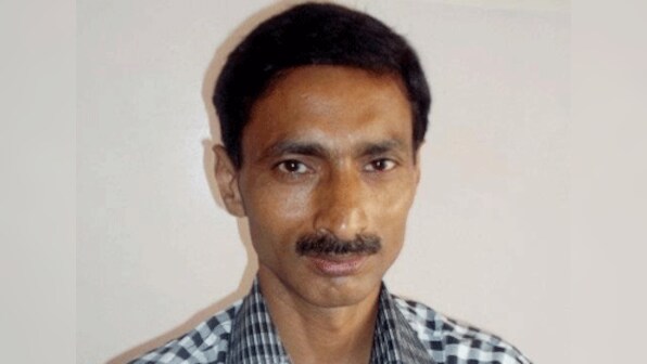 Slain UP scribe's family to call off protest as Akhilesh Yadav govt offers Rs 30 lakh compensation